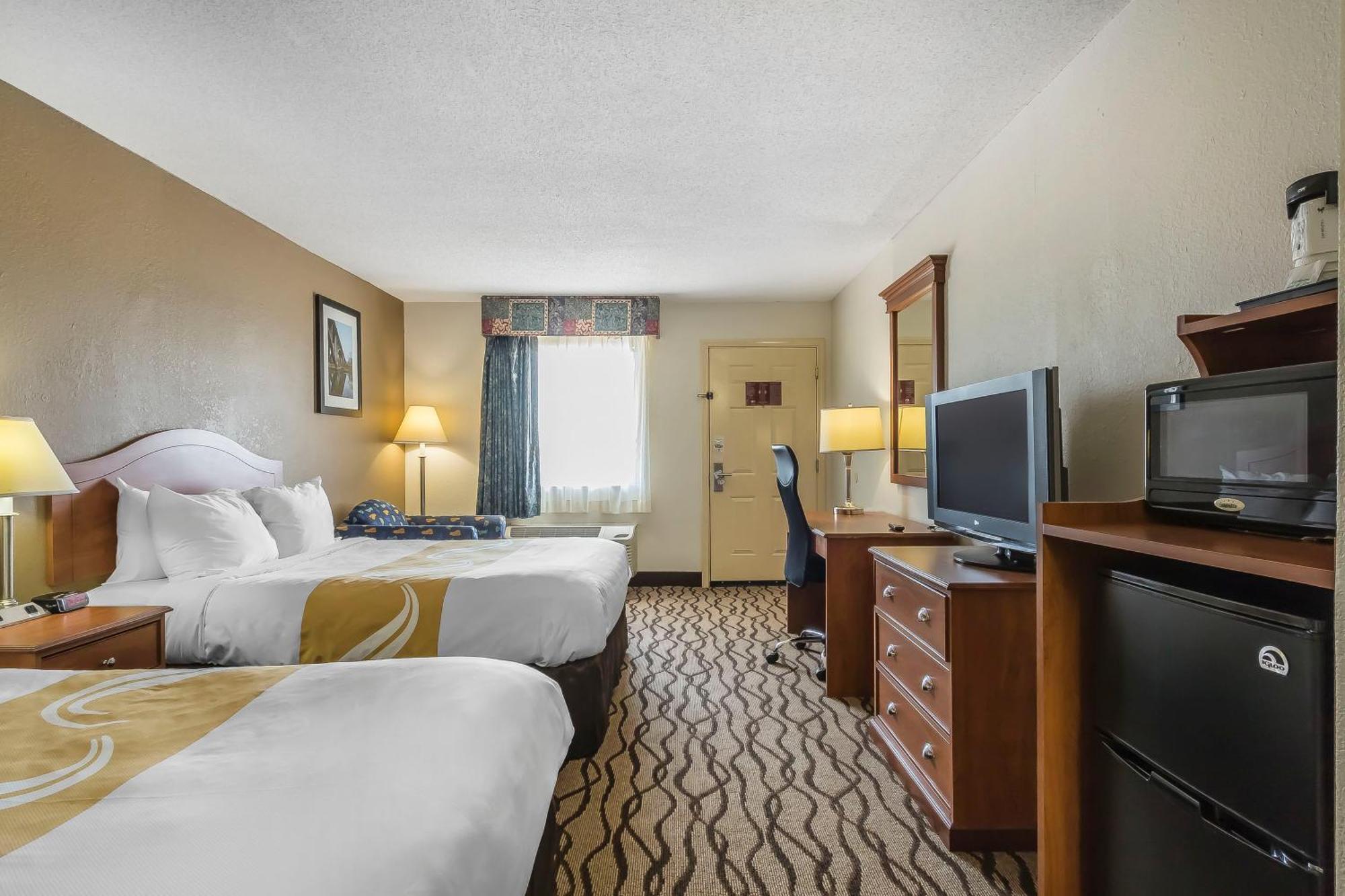 Quality Inn Charleston - Sikeston Εξωτερικό φωτογραφία