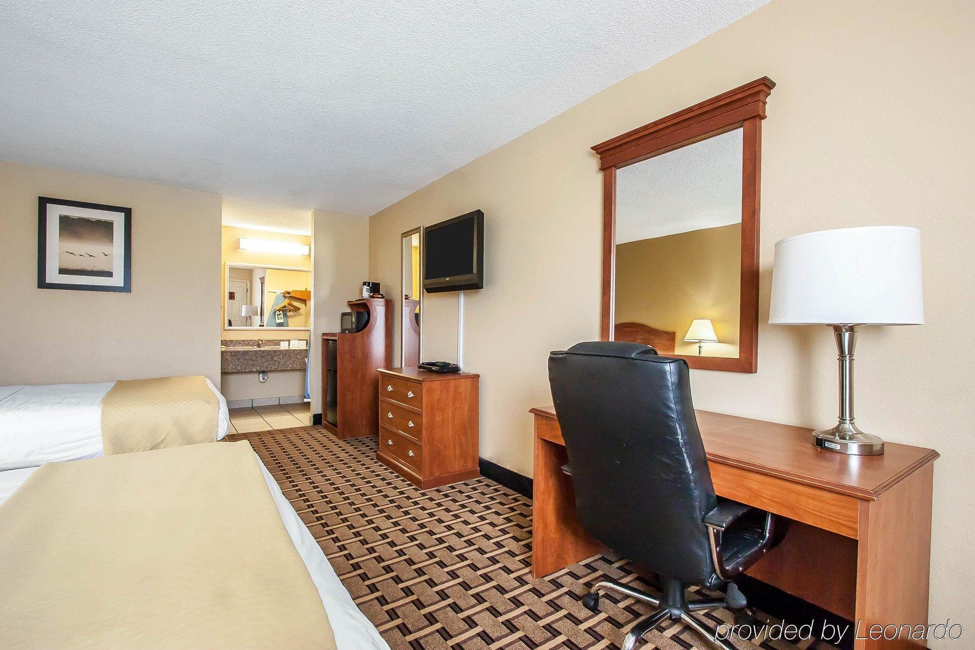 Quality Inn Charleston - Sikeston Εξωτερικό φωτογραφία